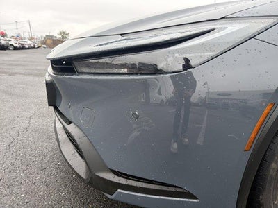 2025 Toyota Prius LE (Natl)