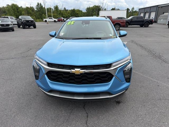2025 Chevrolet Trax FWD 4dr LT