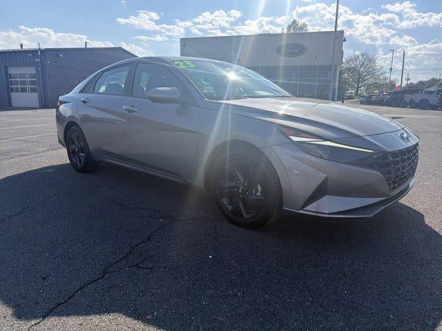 2023 Hyundai ELANTRA SEL IVT