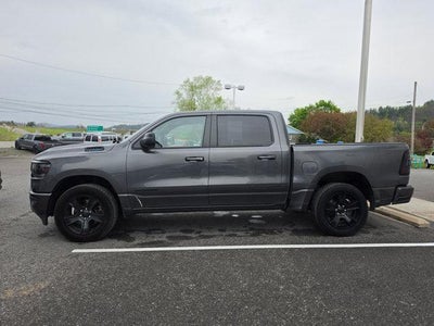2022 RAM 1500 Big Horn 4x4 Crew Cab 5'7" Box