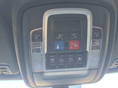 2020 RAM 1500 Big Horn 4x4 Crew Cab 5'7" Box