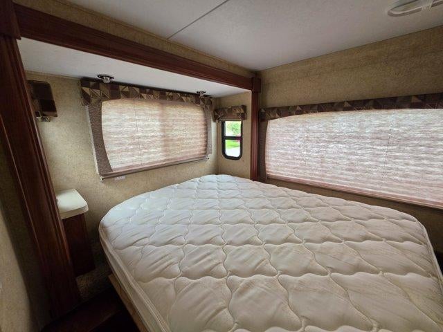 2012 Ford Econoline Commercial Cutaway E-450 Super Duty 158" DRW