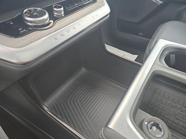 2025 Ford Expedition Max Platinum 4x4