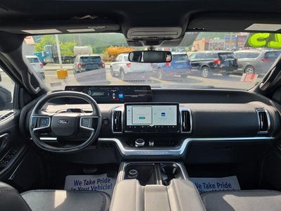 2025 Ford Expedition Platinum 4x4