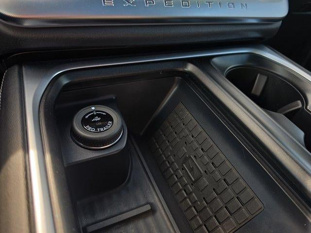 2025 Ford Expedition Platinum 4x4