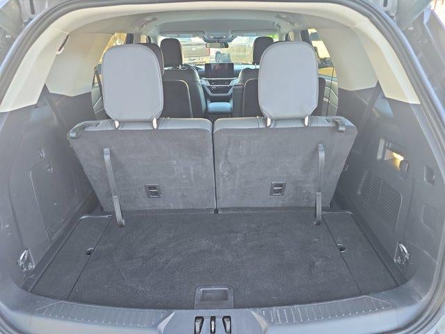 2025 Ford Explorer Active RWD