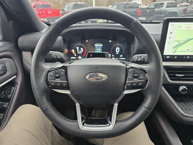 2025 Ford Explorer Platinum 4WD