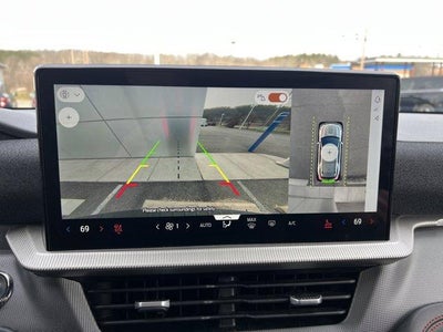 2025 Ford Explorer ST-Line 4WD