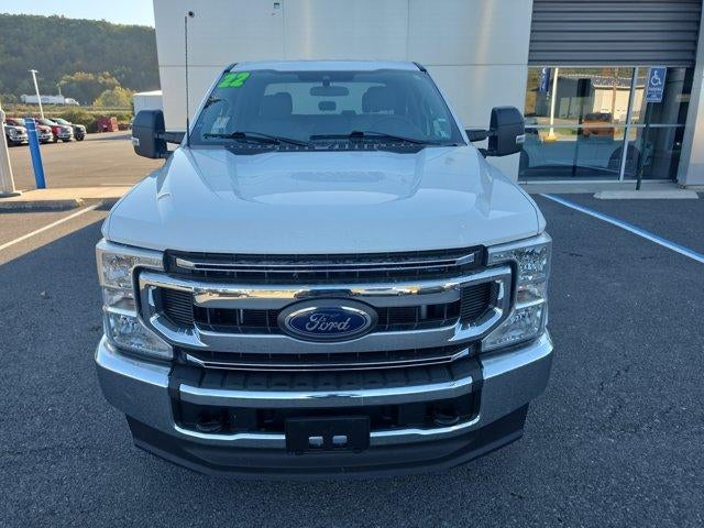 2022 Ford Super Duty F-250 SRW XLT 4WD Crew Cab 6.75' Box