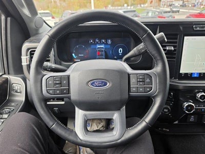 2023 Ford Super Duty F-250 SRW LARIAT 4WD Crew Cab 6.75' Box