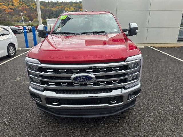 2023 Ford Super Duty F-250 SRW LARIAT 4WD Crew Cab 6.75' Box