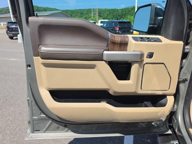2020 Ford F-150 LARIAT 4WD SuperCrew 5.5' Box