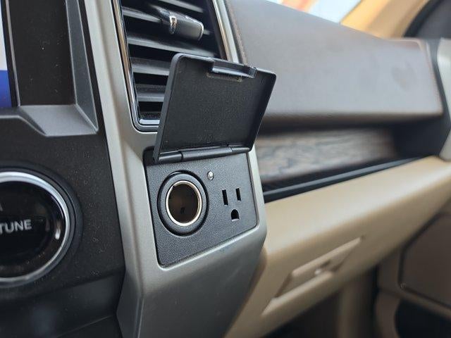 2020 Ford F-150 LARIAT 4WD SuperCrew 5.5' Box