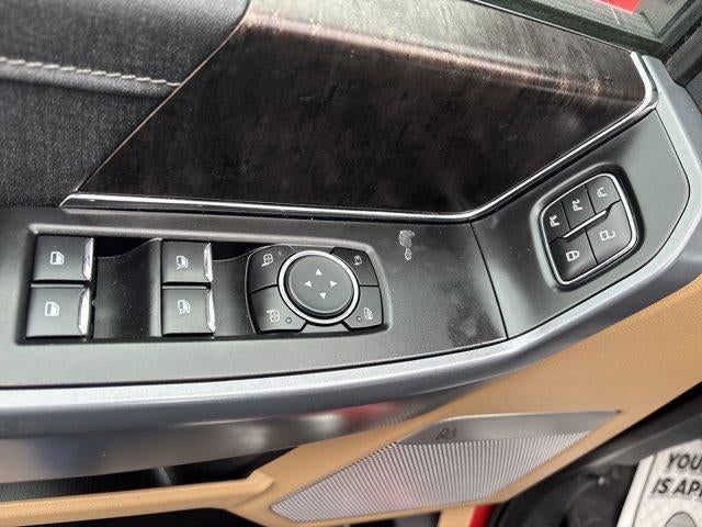 2023 Ford F-150 LARIAT 4WD SuperCrew 5.5' Box