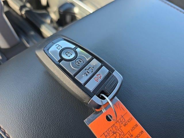 2023 Ford F-150 Raptor 4WD SuperCrew 5.5' Box