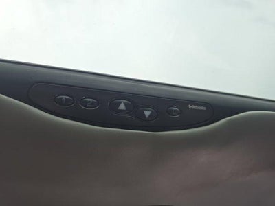 2021 Chevrolet Express Passenger 2500 Regular Wheelbase Rear-Wheel Drive 1LS