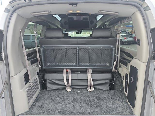 2021 Chevrolet Express Passenger 2500 Regular Wheelbase Rear-Wheel Drive 1LS