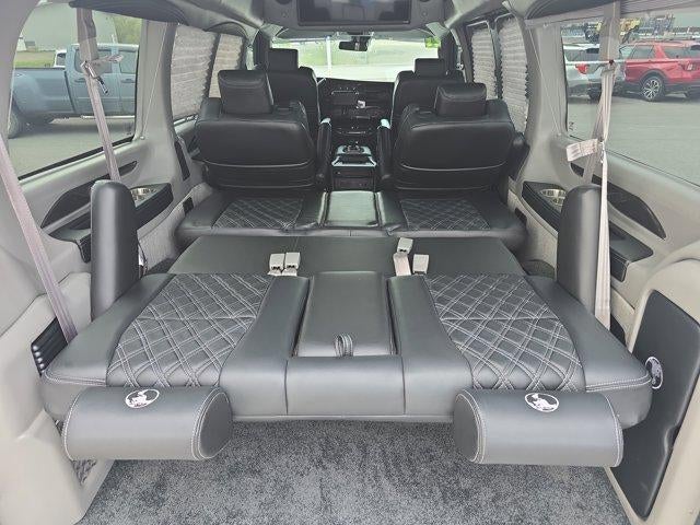 2021 Chevrolet Express Passenger 2500 Regular Wheelbase Rear-Wheel Drive 1LS