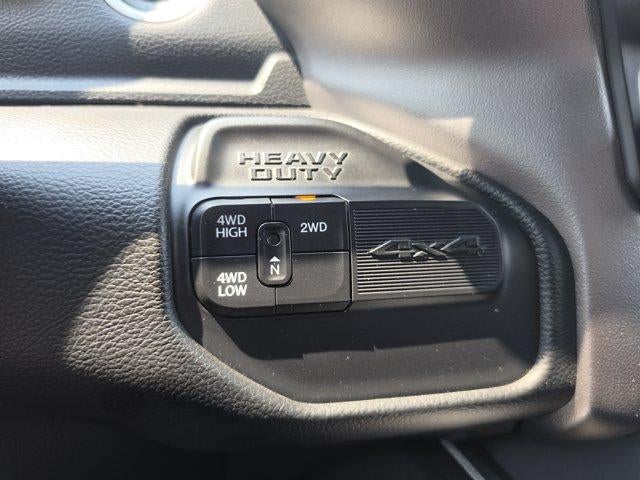2019 RAM 2500 Big Horn 4x4 Crew Cab 6'4" Box