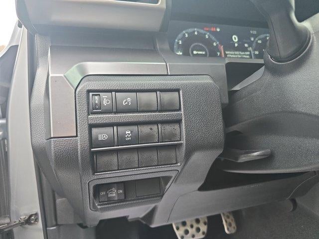 2025 Toyota Tacoma 4WD 4WD TRD Sport Double Cab 5' Bed MT (Natl)