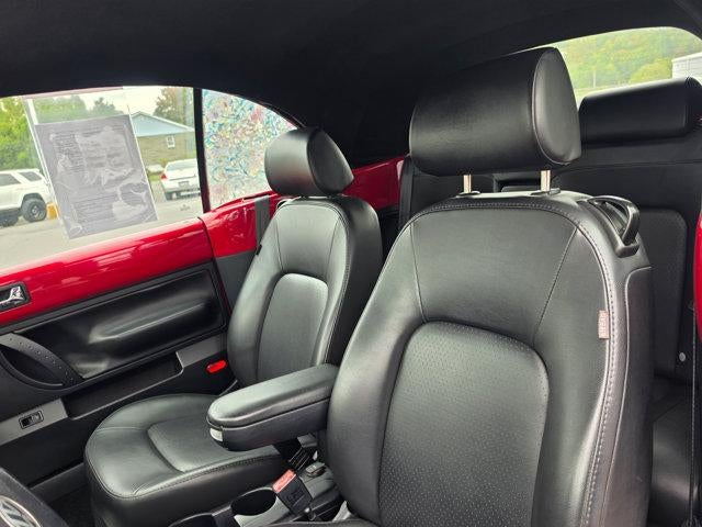 2009 Volkswagen New Beetle Convertible 2dr Auto S PZEV Convertible