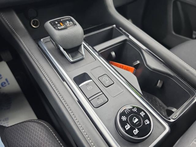 2024 Nissan Pathfinder SV 4WD
