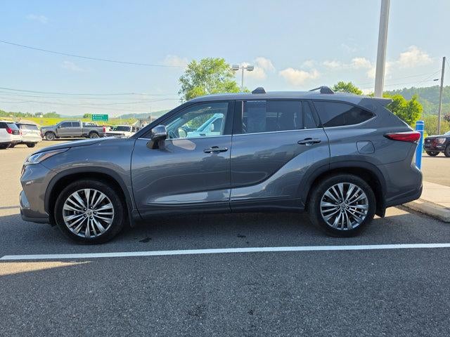 2021 Toyota Highlander Platinum AWD (Natl)