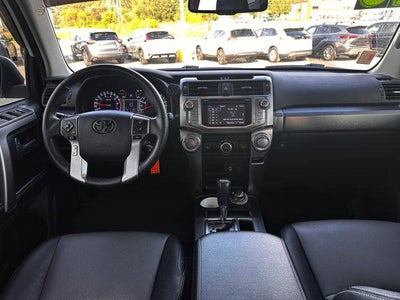 2018 Toyota 4Runner SR5 Premium 4WD (Natl)