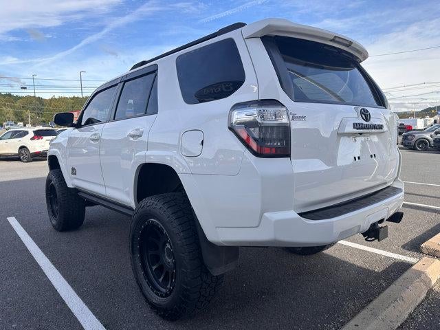 2018 Toyota 4Runner SR5 Premium 4WD (Natl)