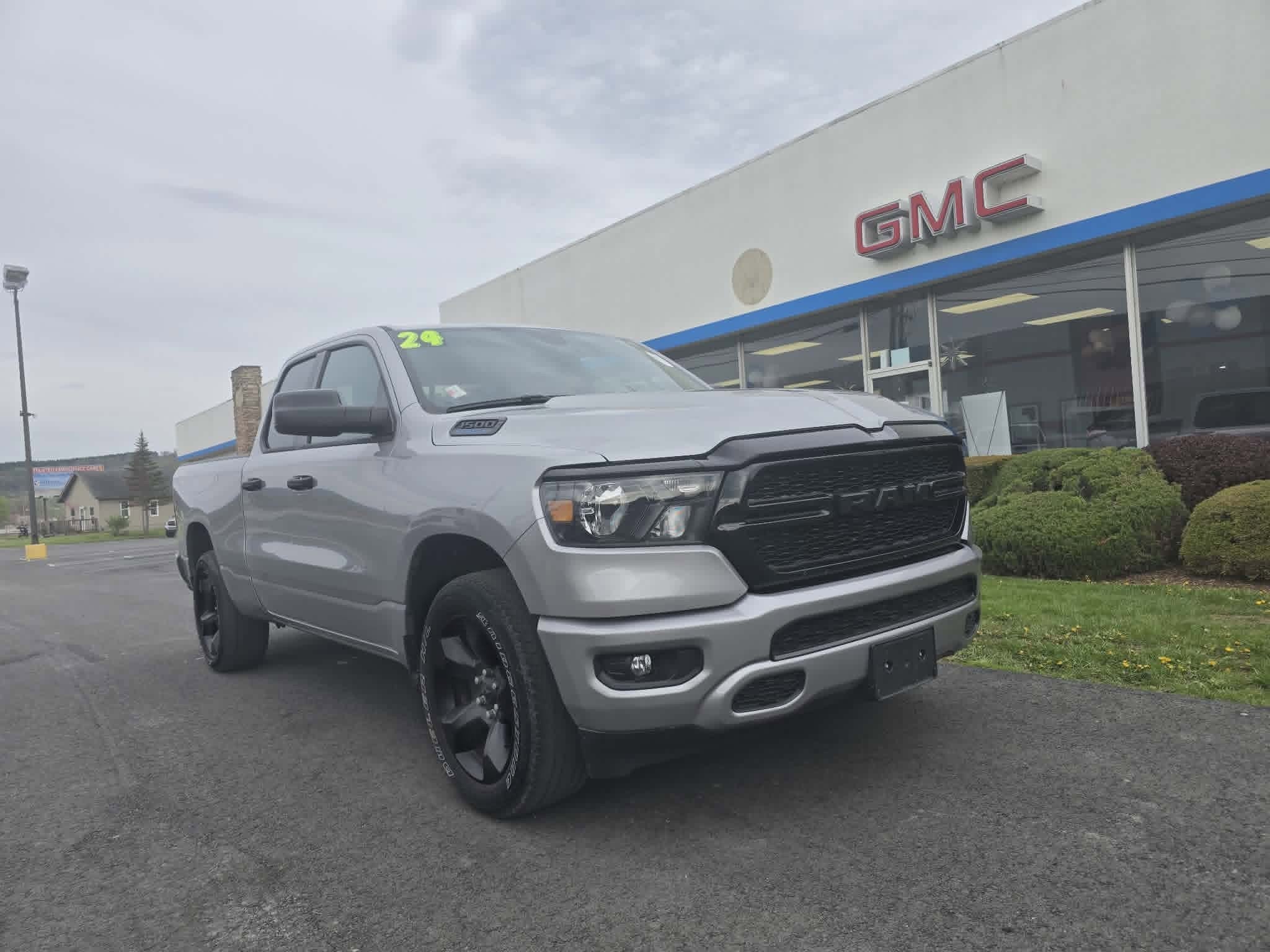 2024 RAM 1500 Tradesman 4x4 Quad Cab 6'4's photo