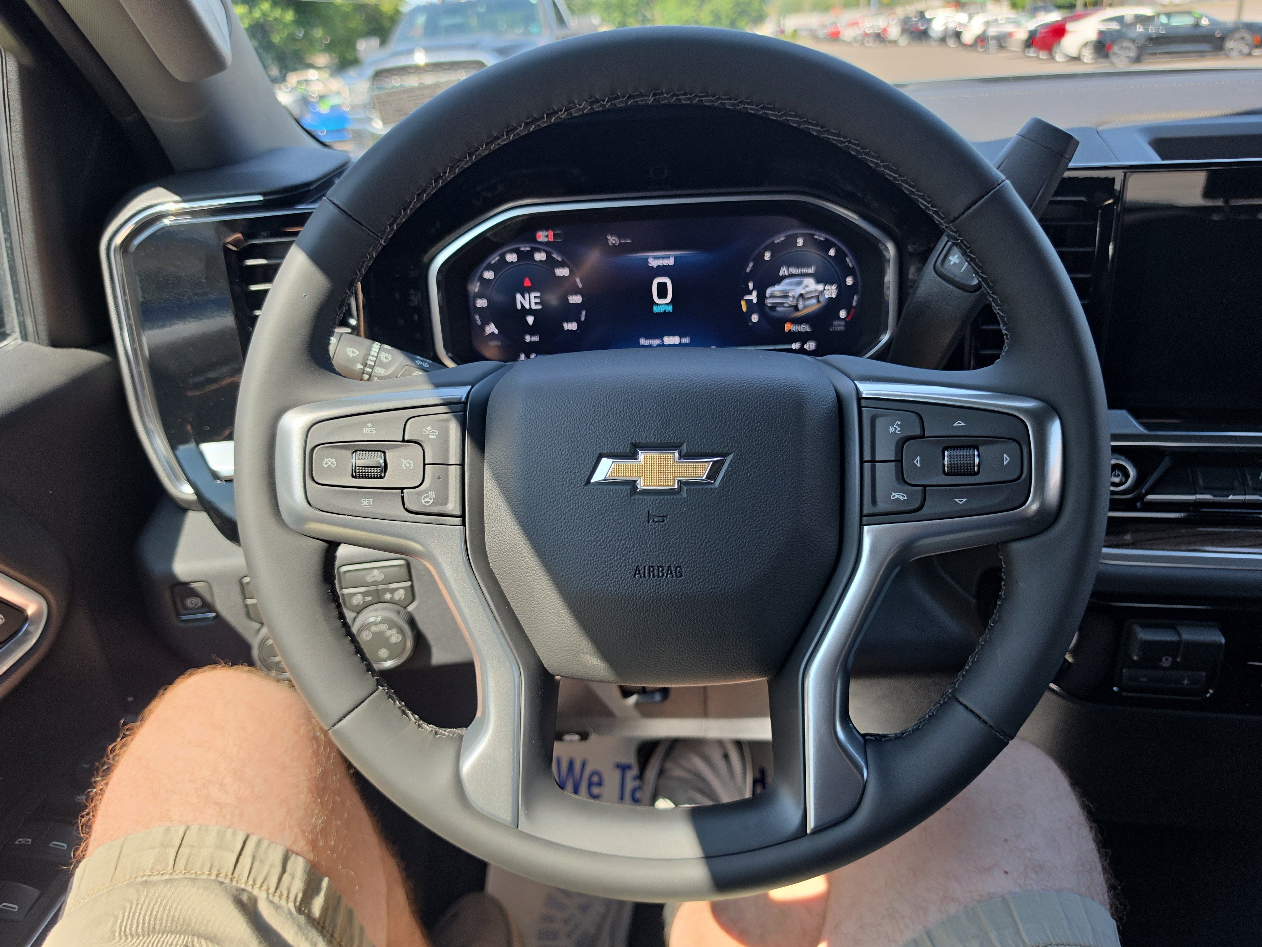 2026 Chevrolet Silverado 1500 LT (2FL)