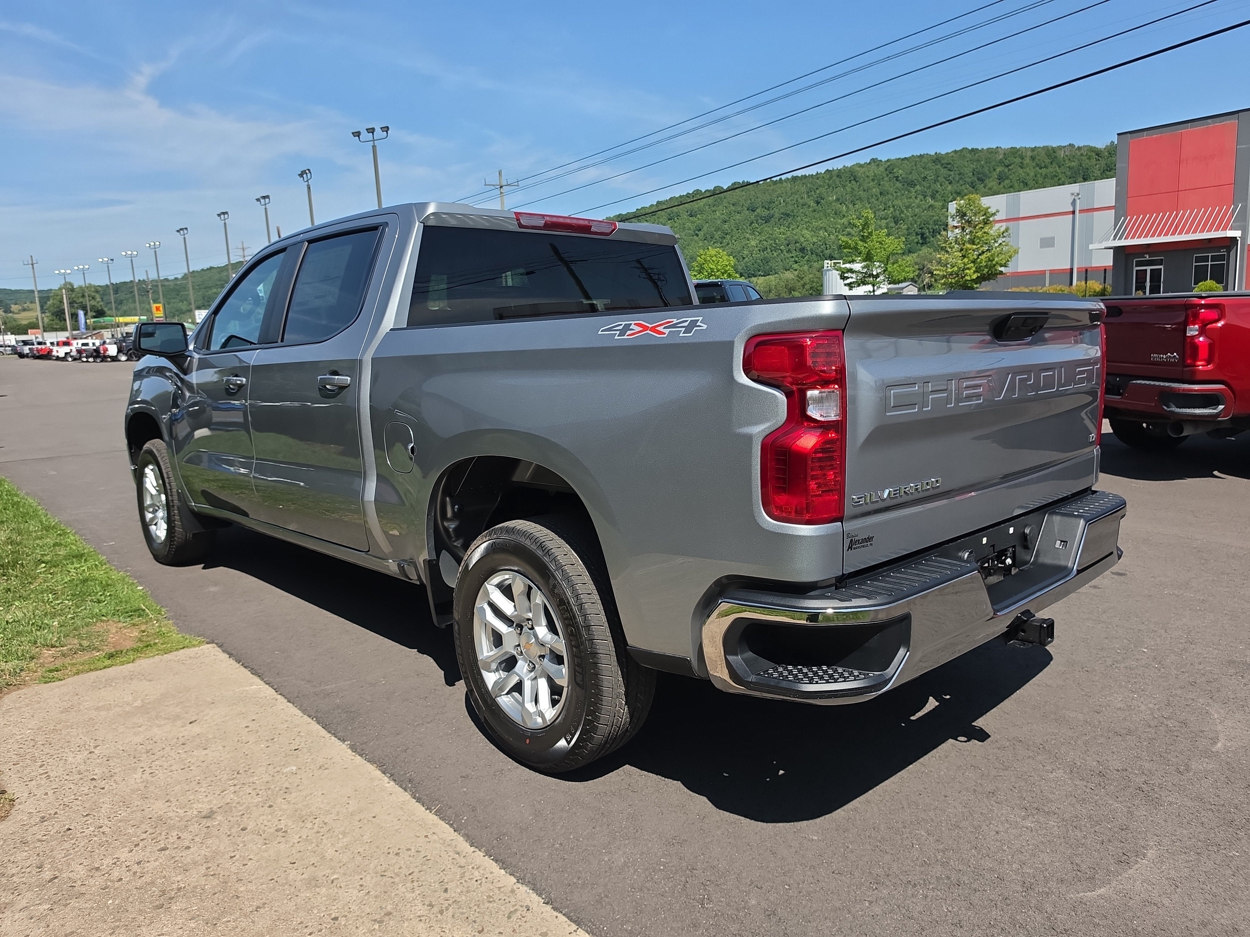 2026 Chevrolet Silverado 1500 LT (2FL)