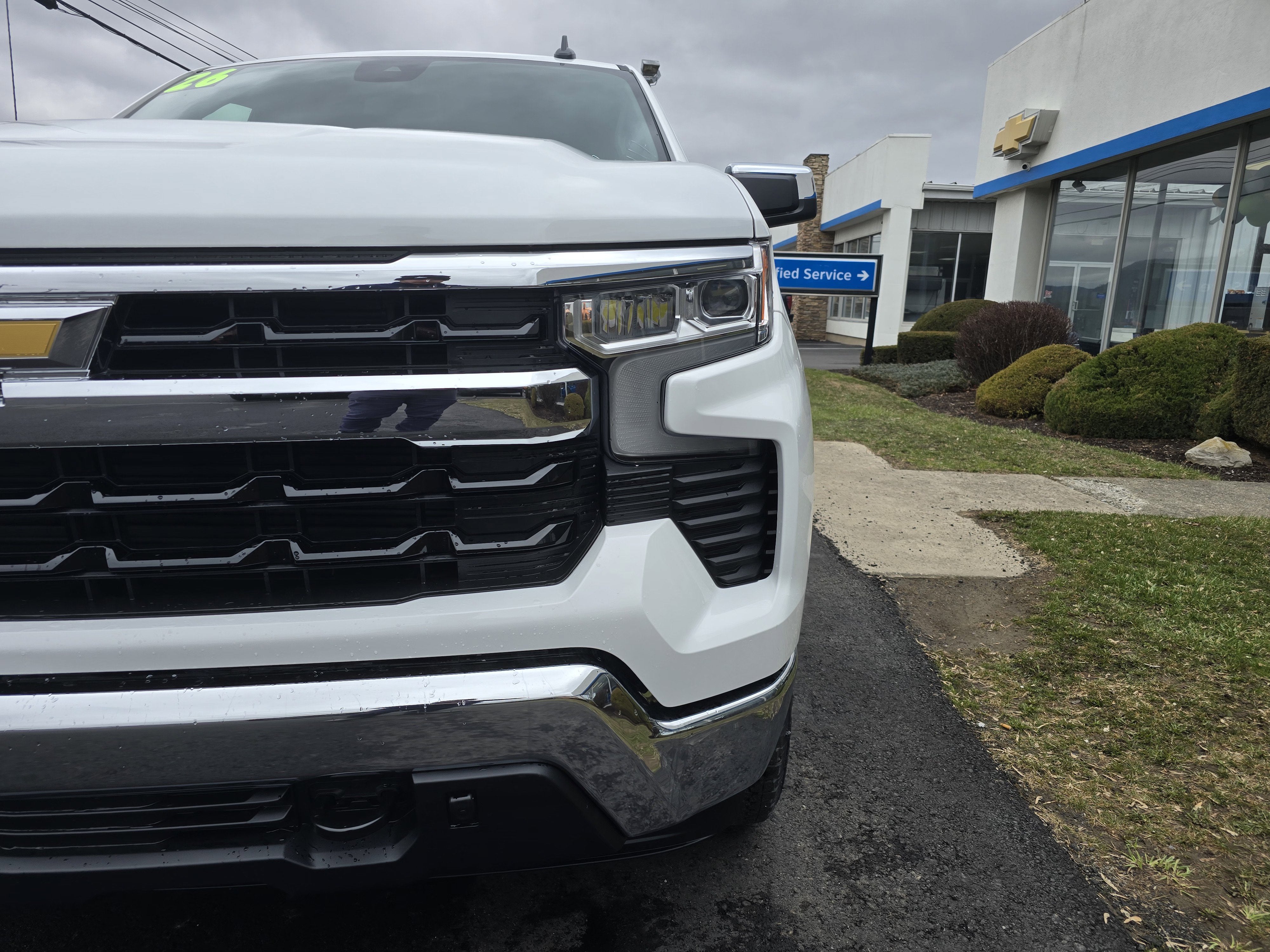 2026 Chevrolet Silverado 1500 LT