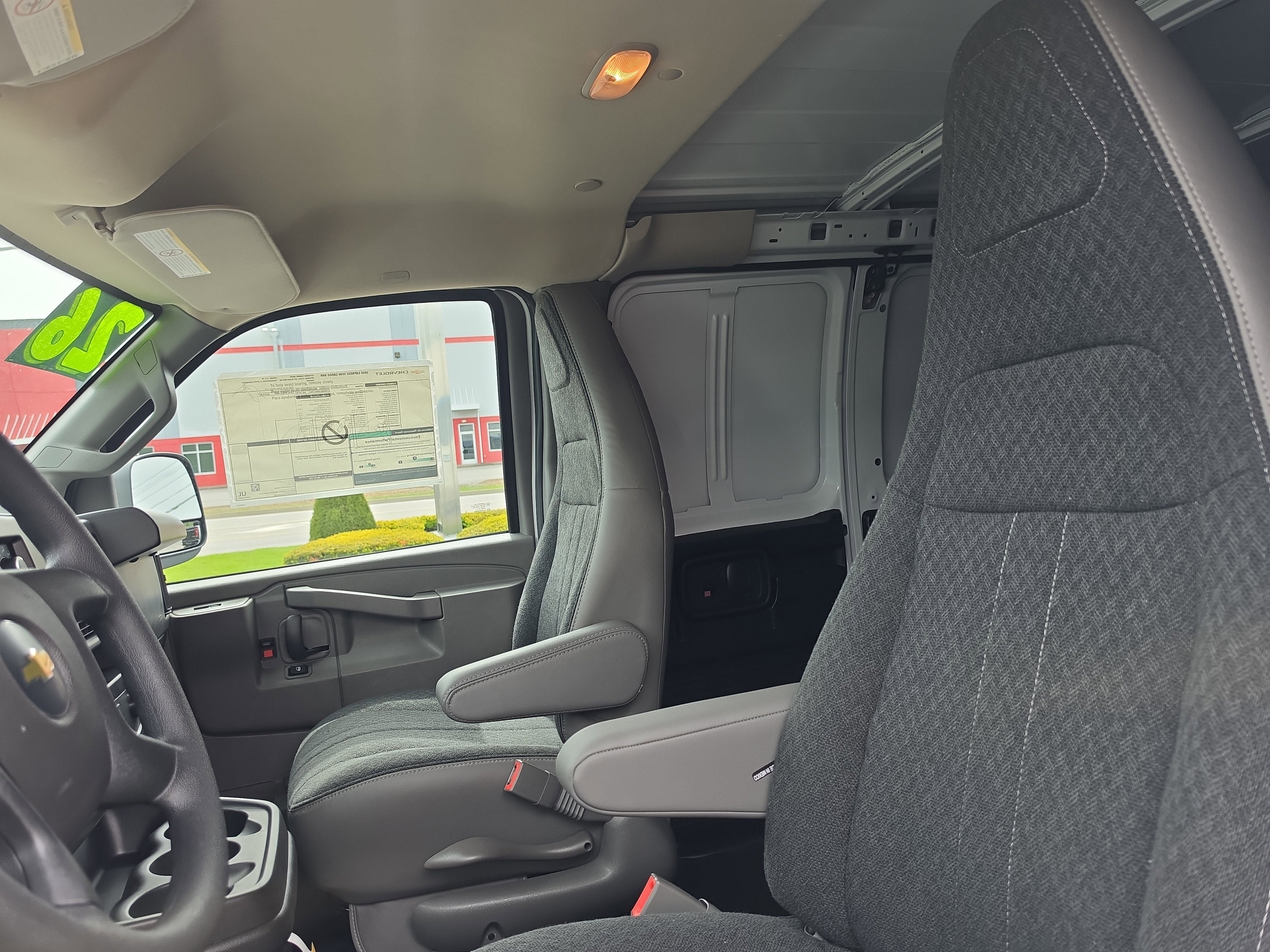 2026 Chevrolet Express Cargo WT