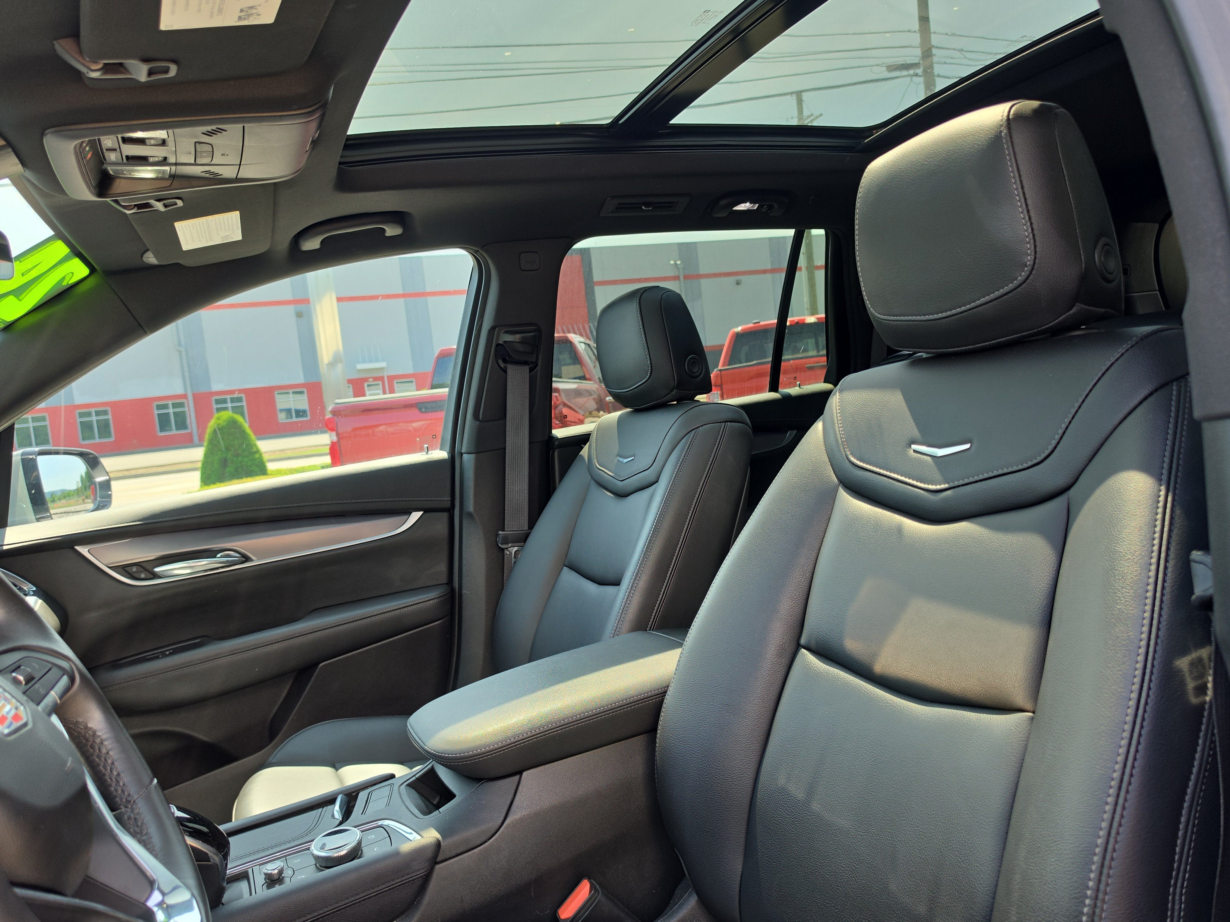 2024 Cadillac XT6 Luxury