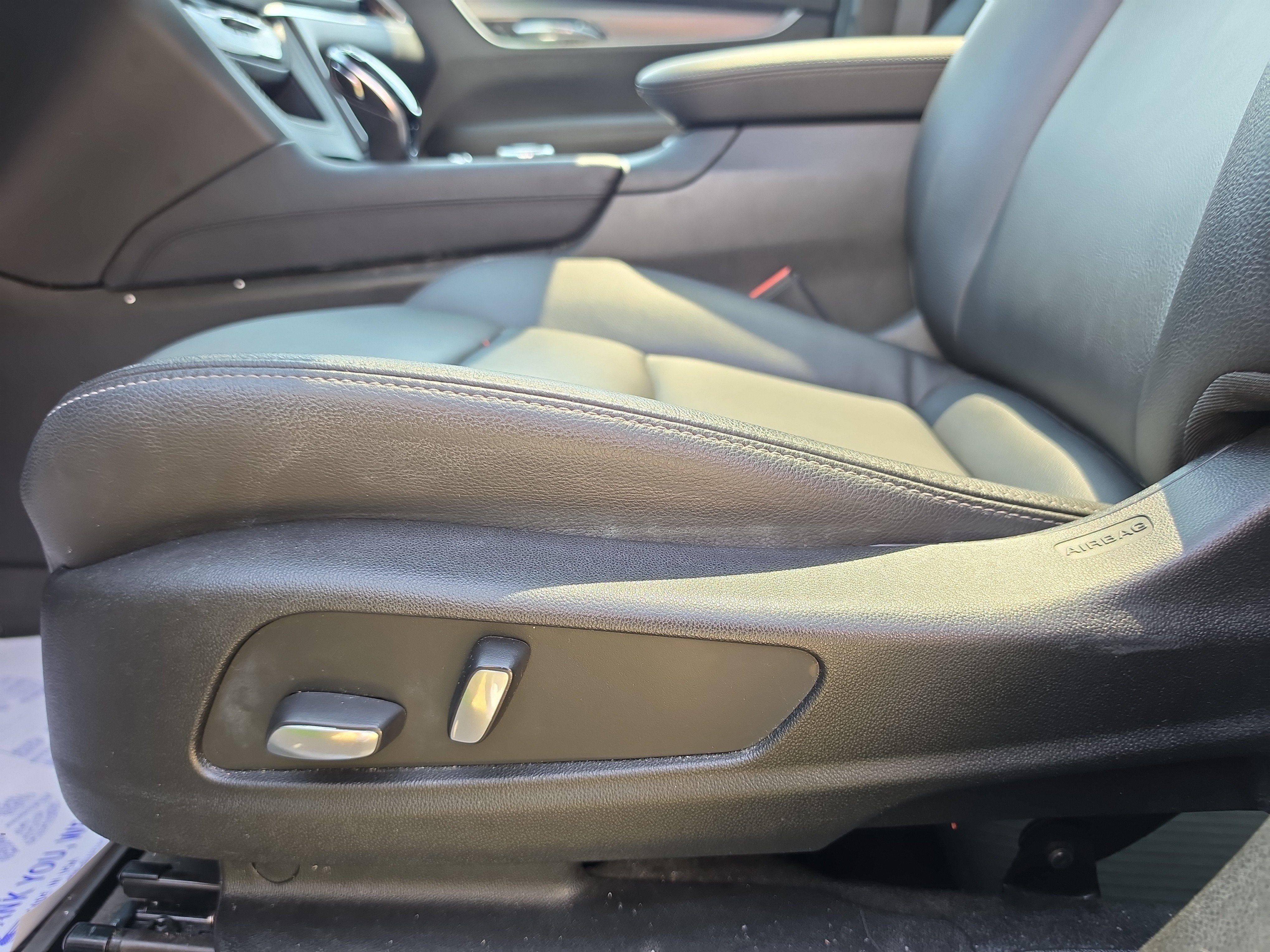 2024 Cadillac XT6 Luxury