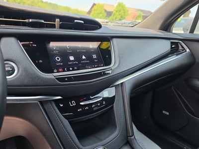 2024 Cadillac XT6 Luxury