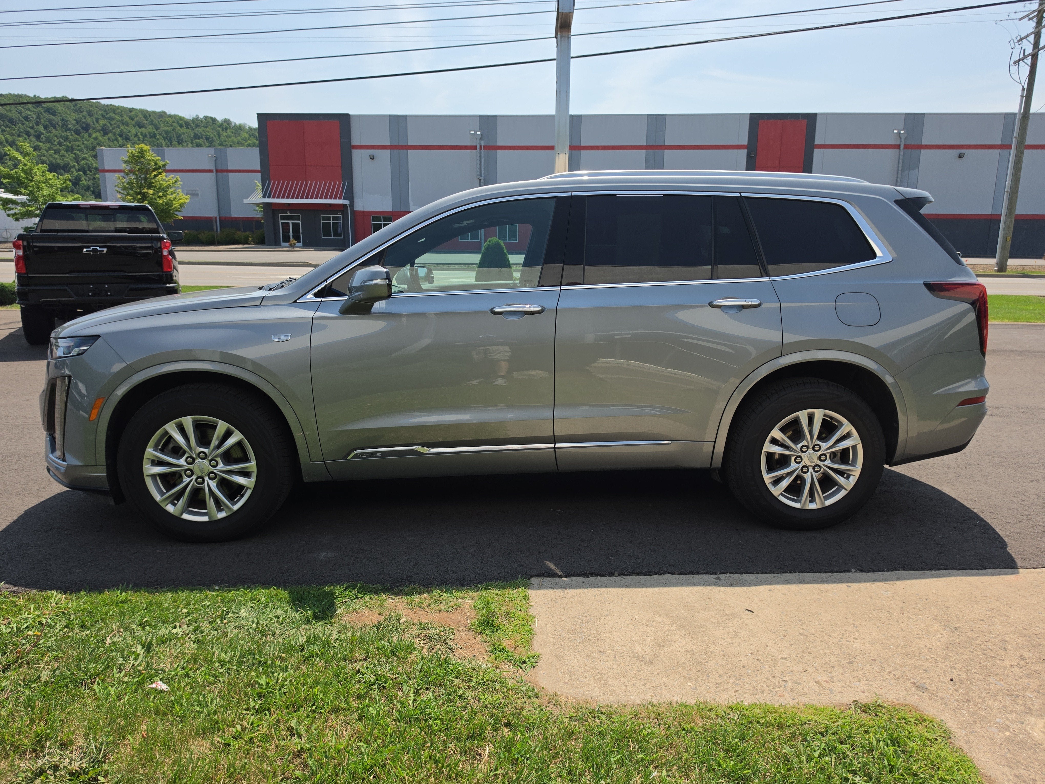 2024 Cadillac XT6 Luxury