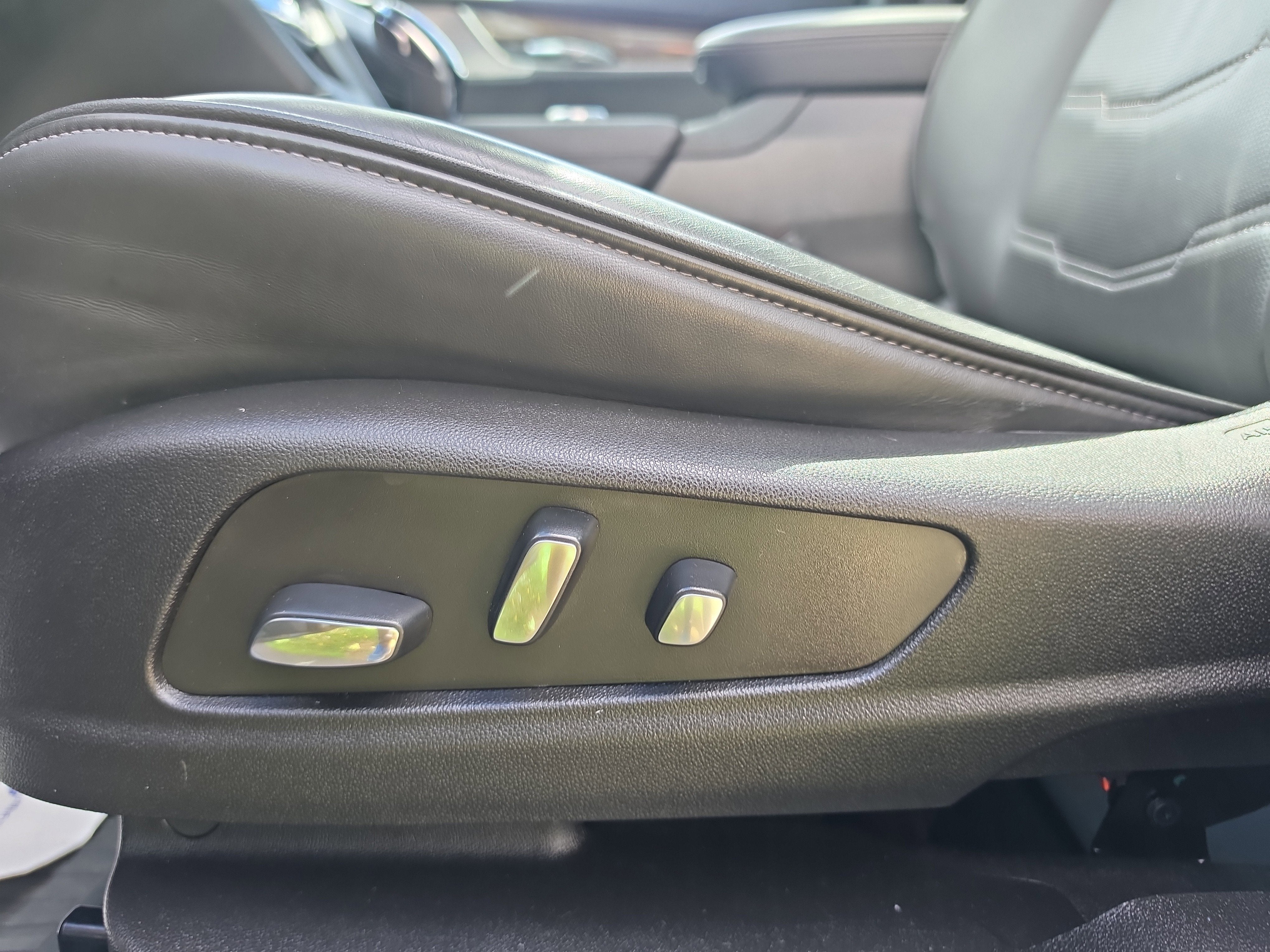 2023 Cadillac XT6 Sport