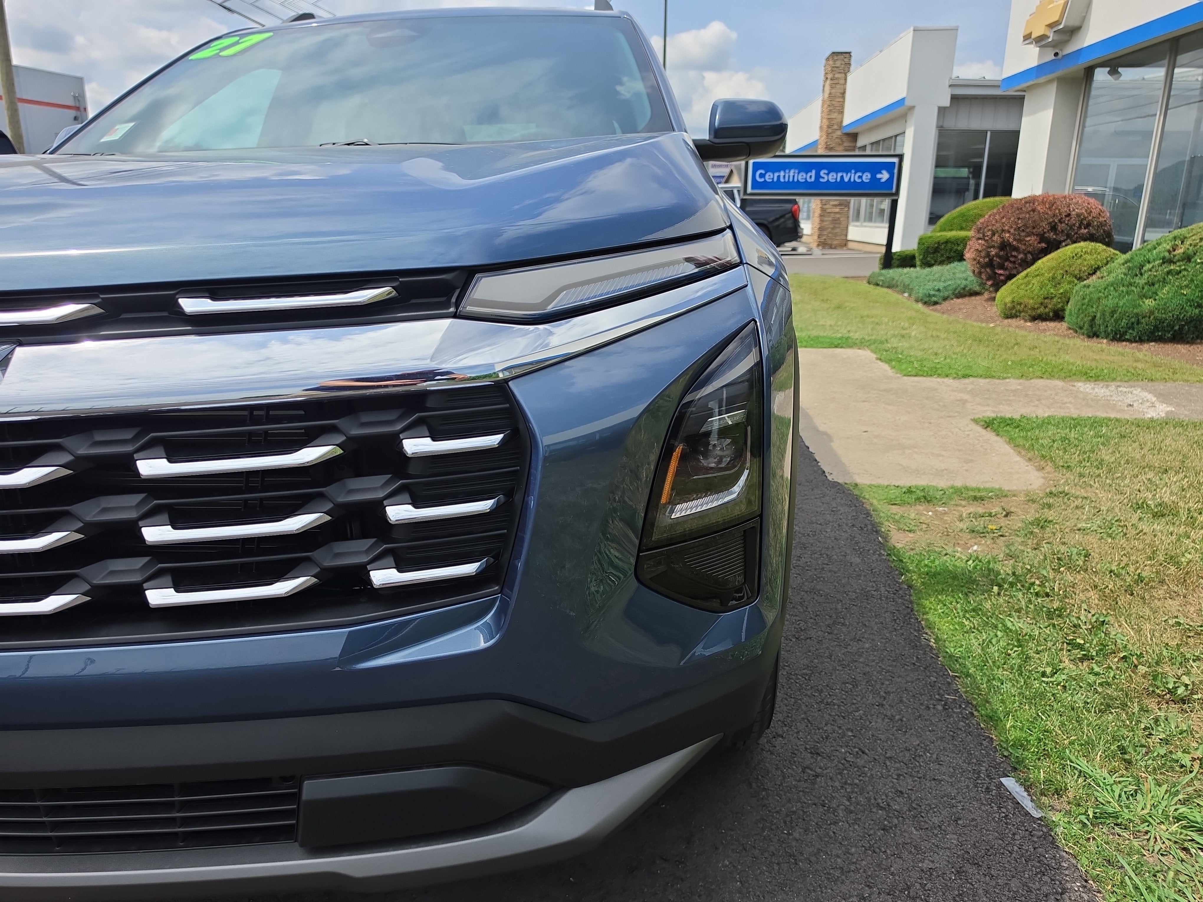 2027 Chevrolet Equinox LT