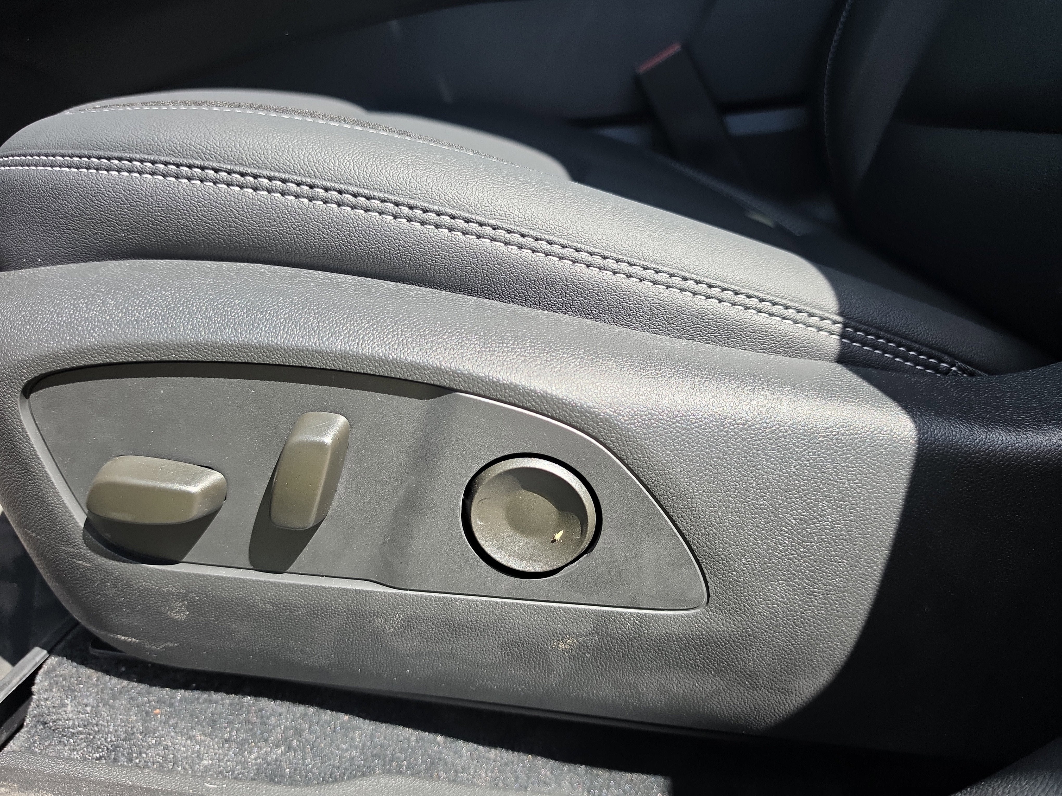 2025 Chevrolet Blazer EV LT - Photo 14