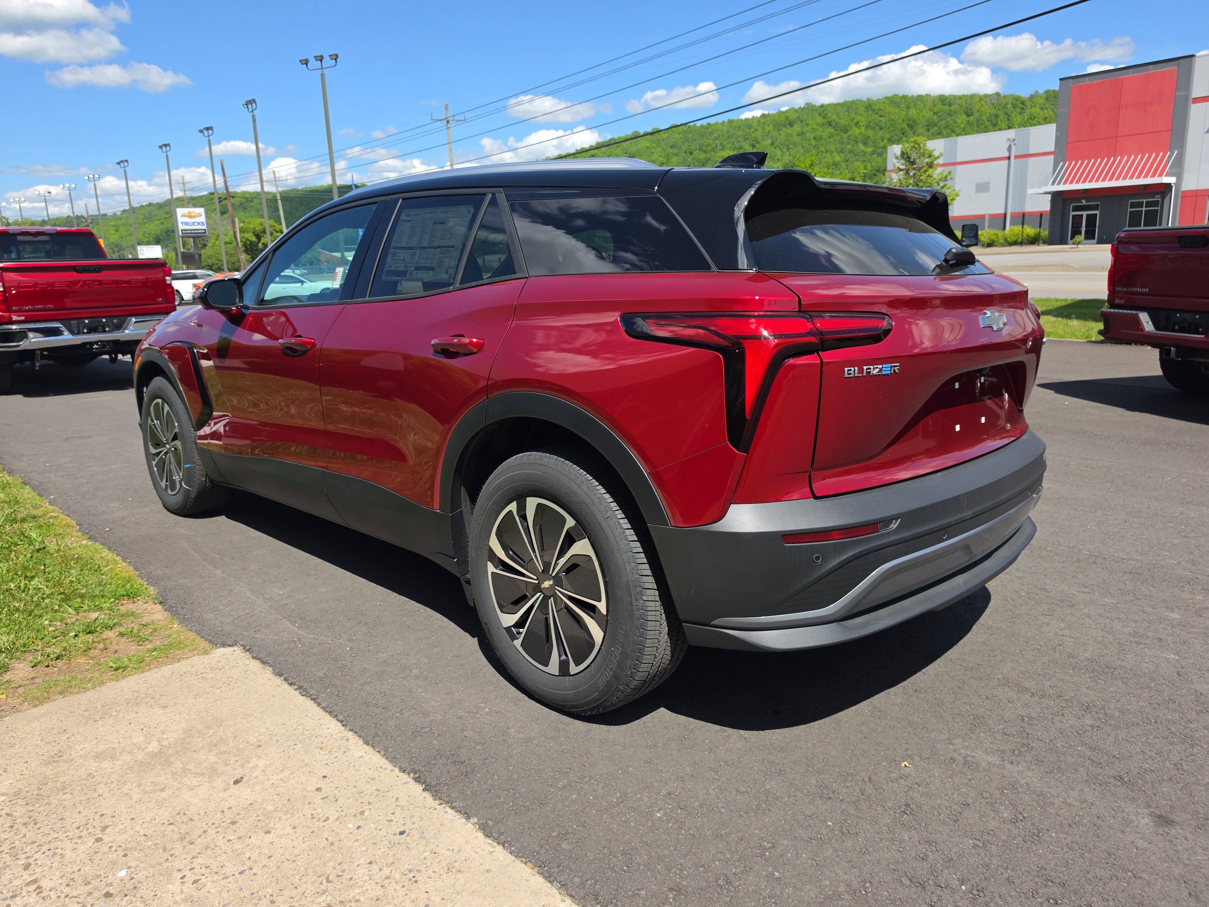 2025 Chevrolet Blazer EV LT - Photo 6