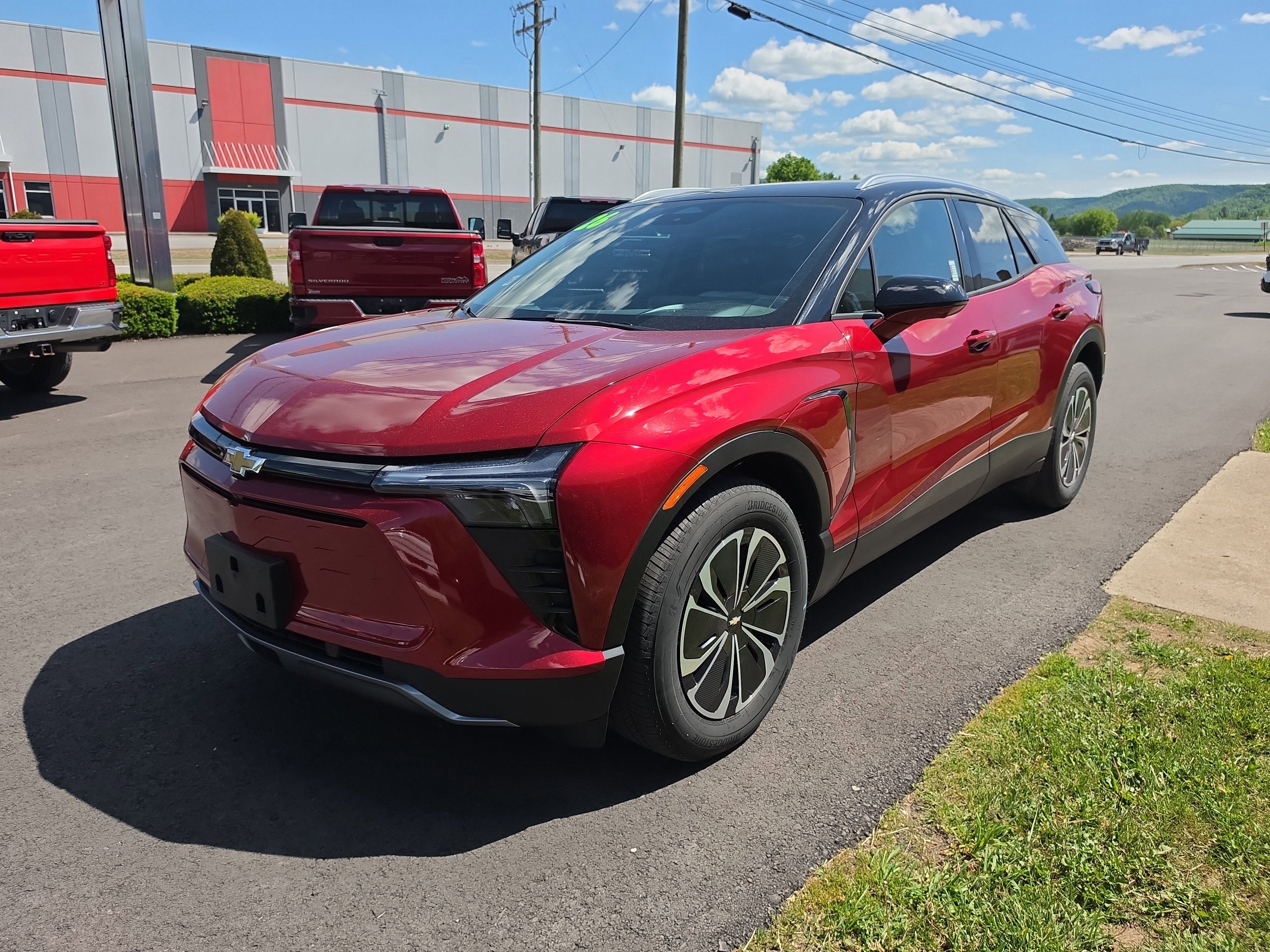 2025 Chevrolet Blazer EV LT - Photo 8