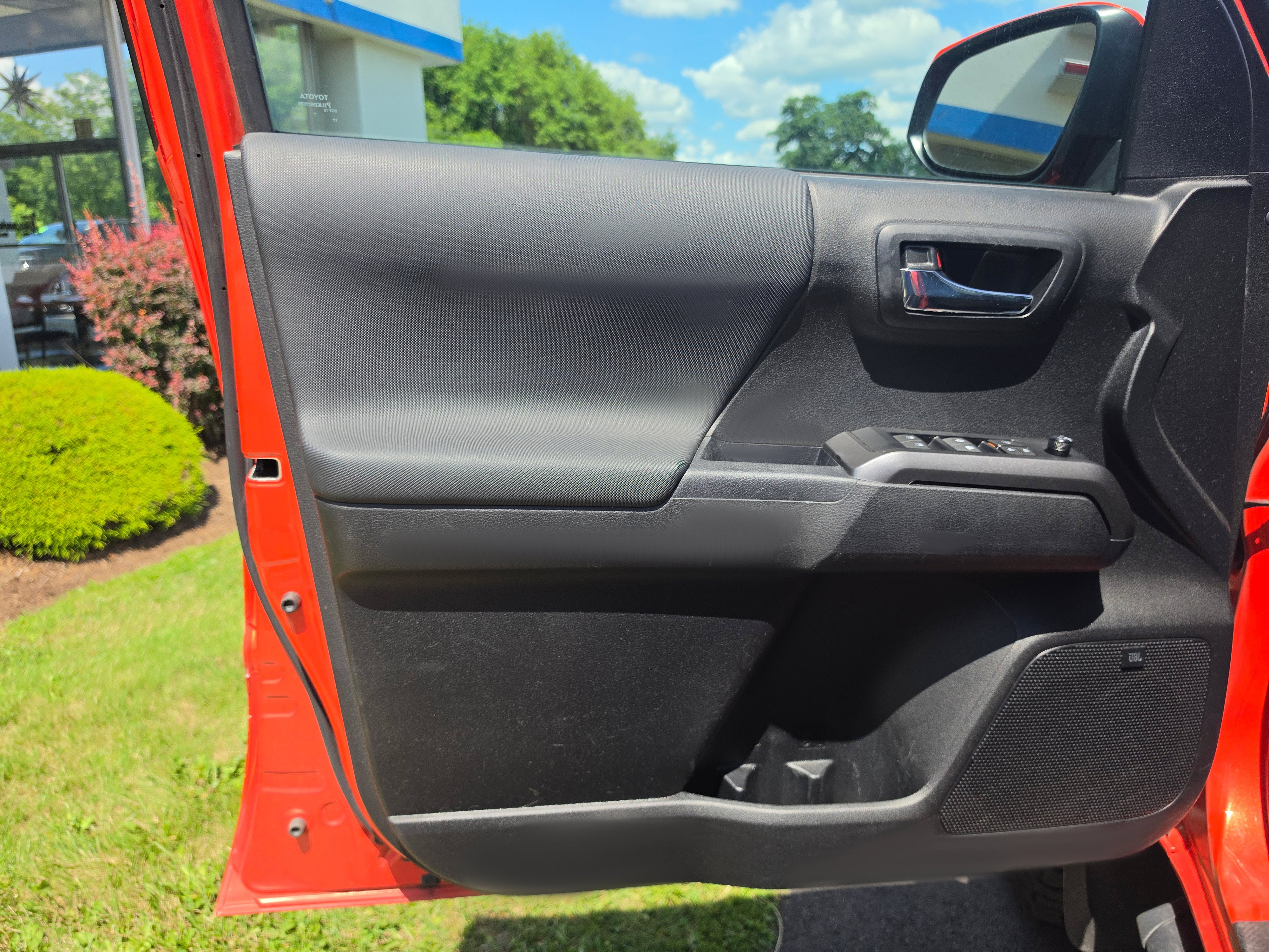2023 Toyota Tacoma 4WD SR