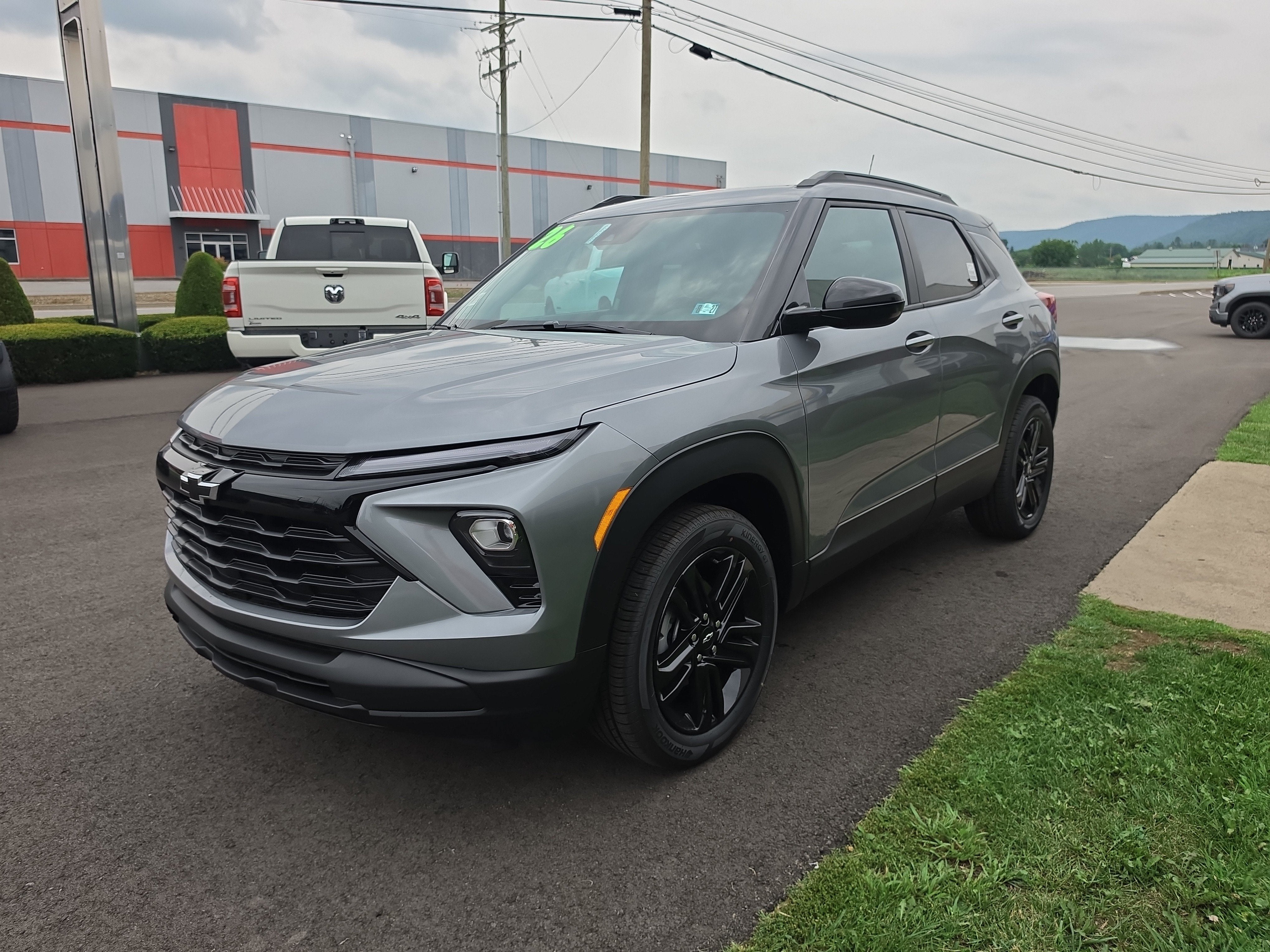 2026 Chevrolet Trax LT - Photo 8