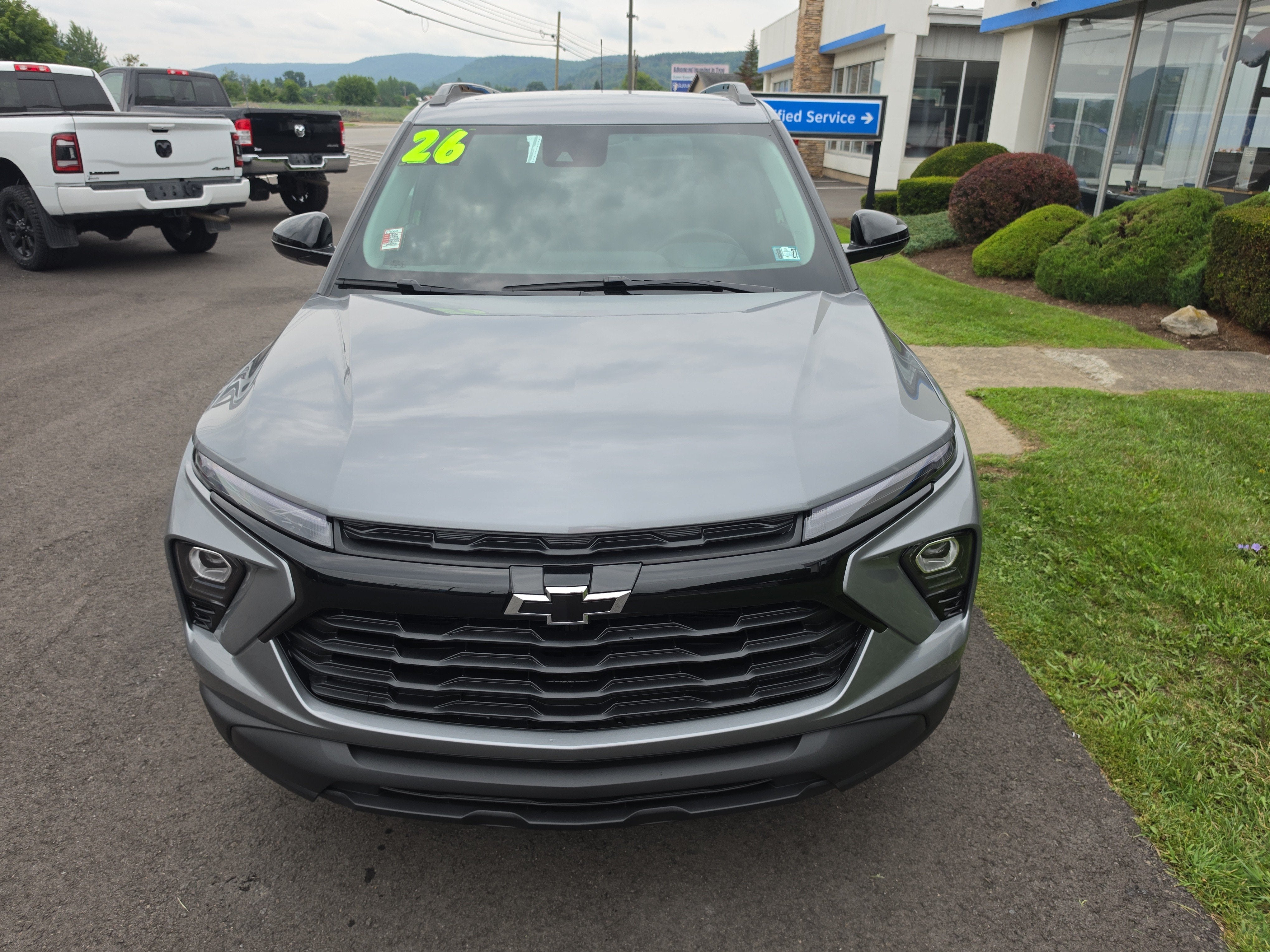 2026 Chevrolet Trax LT - Photo 9