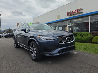 2022 Volvo XC90 Momentum