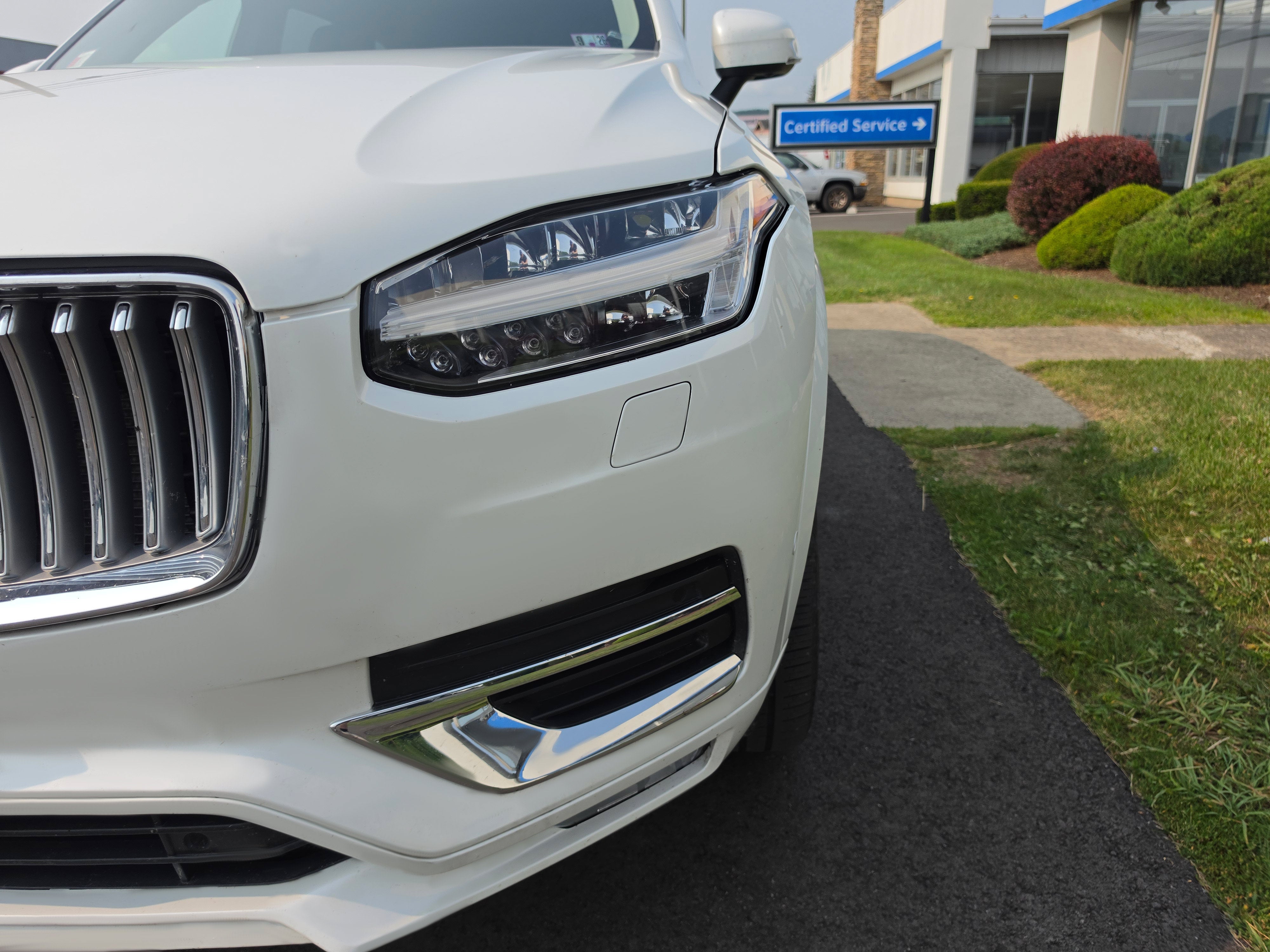 2024 Volvo XC90 Plus Bright Theme