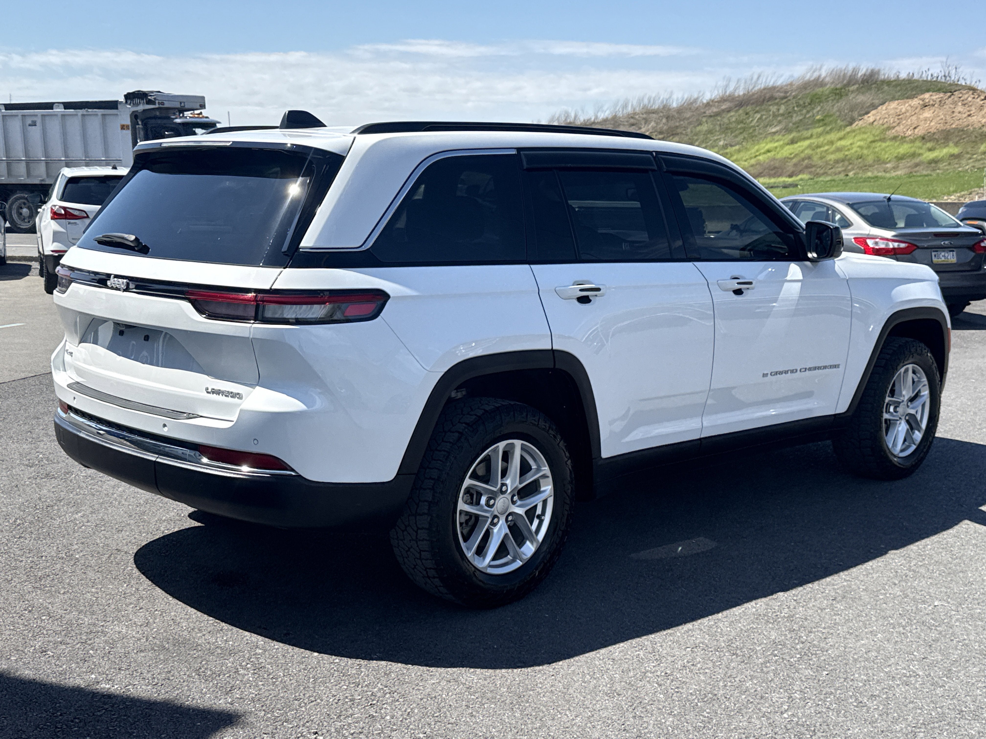 2024 Jeep Grand Cherokee Laredo X