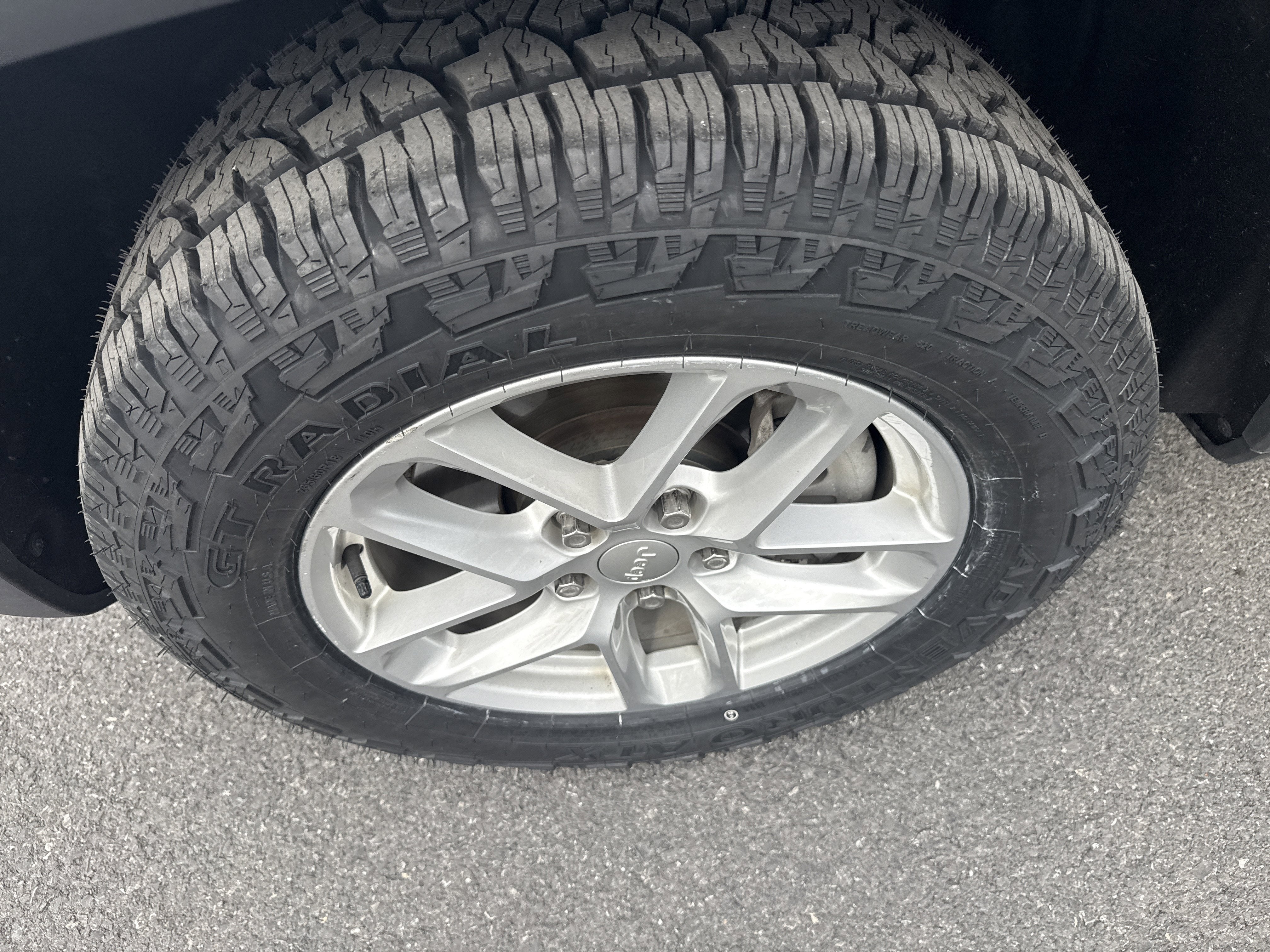 2021 Jeep Grand Cherokee L Laredo